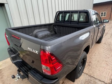 Toyota Hilux Xtra cab 2.4 diesel