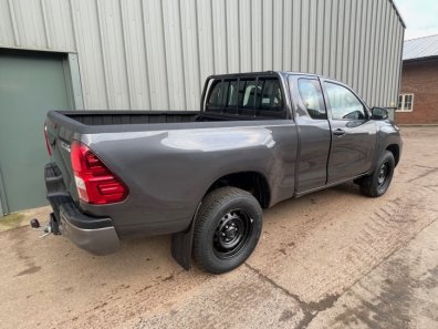 Toyota Hilux Xtra cab 2.4 diesel