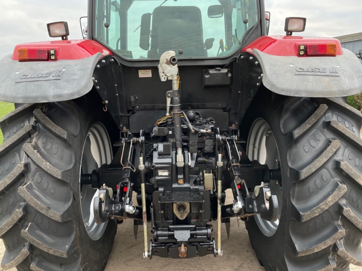 Case MX120