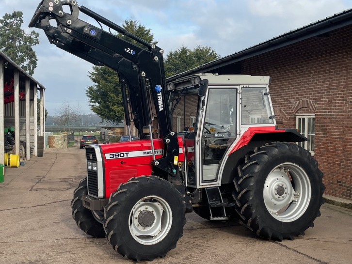 Massey Ferguson 390T