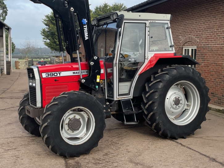 Massey Ferguson 390T