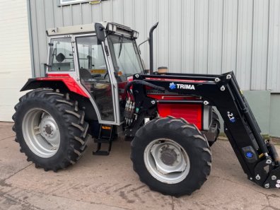 Massey Ferguson 390T