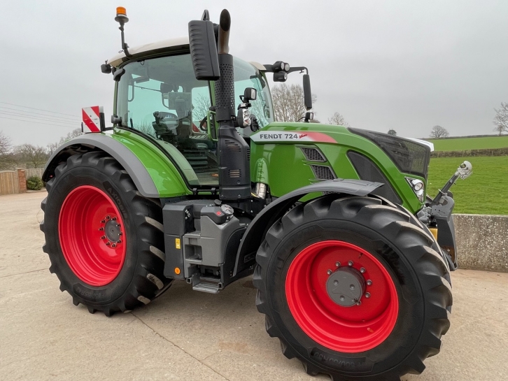 Fendt 724 Profi-Plus
