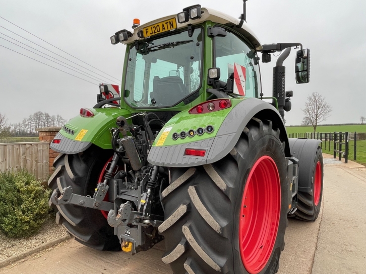 Fendt 724 Profi-Plus