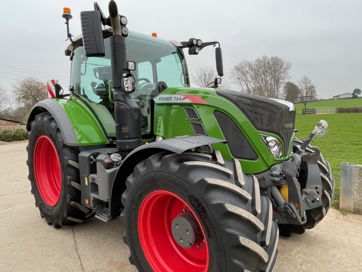 Fendt 724 Profi-Plus