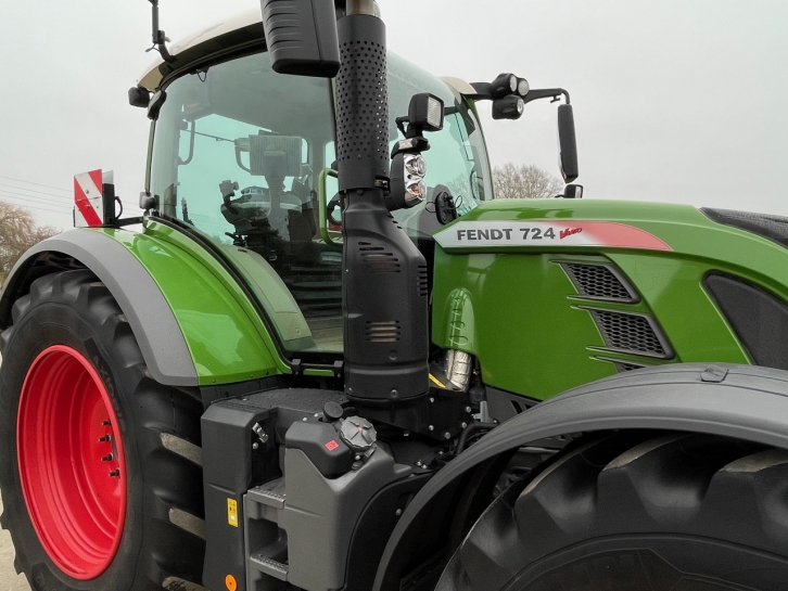 Fendt 724 Profi-Plus