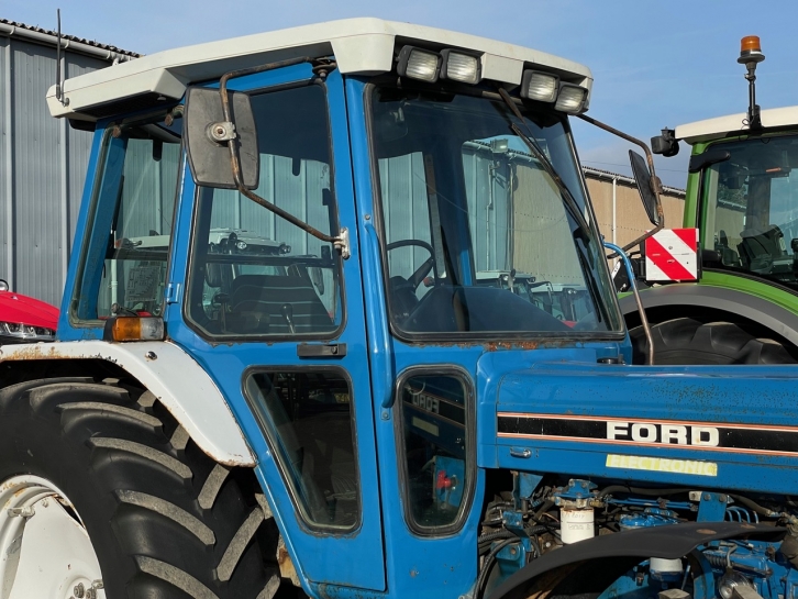 Ford 7810 II