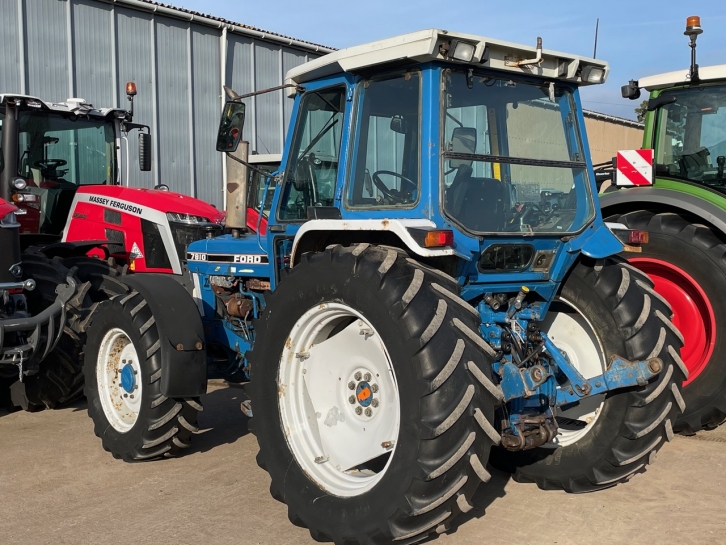 Ford 7810 II