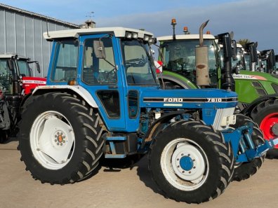 Ford 7810 II