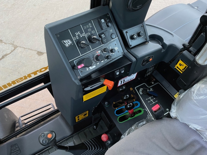 JCB 2140 Fastrac