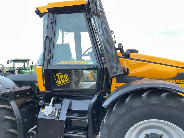 JCB 2140 Fastrac