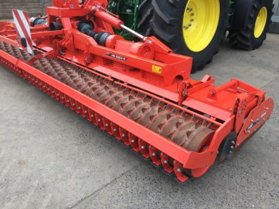 Kuhn HR6004 power harrow