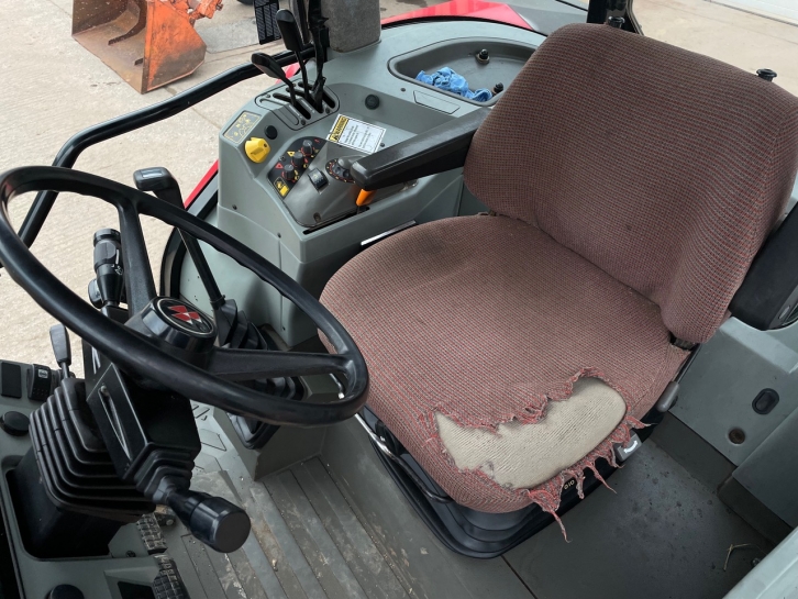Massey Ferguson 6150