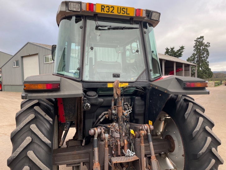 Massey Ferguson 6150