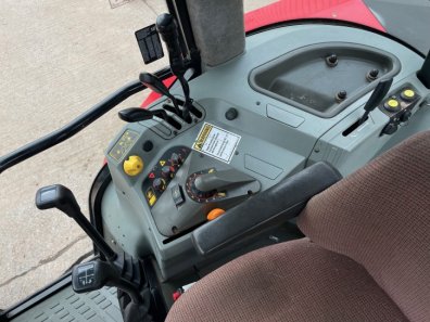 Massey Ferguson 6150