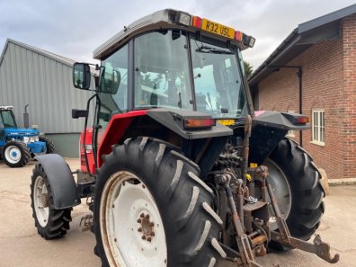 Massey Ferguson 6150