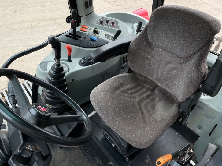 Massey Ferguson 5455