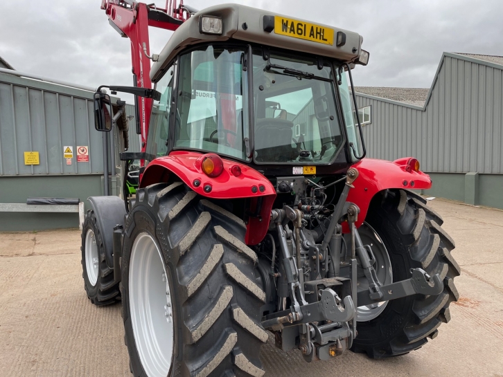 Massey Ferguson 5455