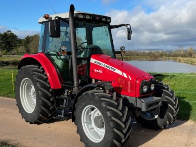 Massey Ferguson 5445