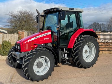 Massey Ferguson 5445