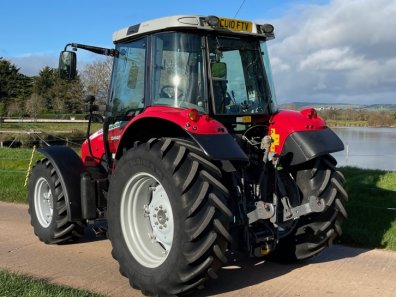 Massey Ferguson 5445