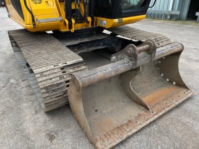 JCB JS130 LC