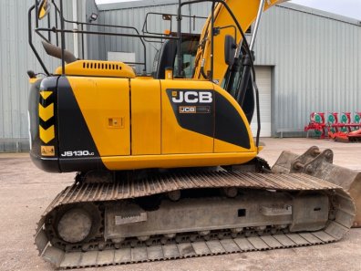 JCB JS130 LC