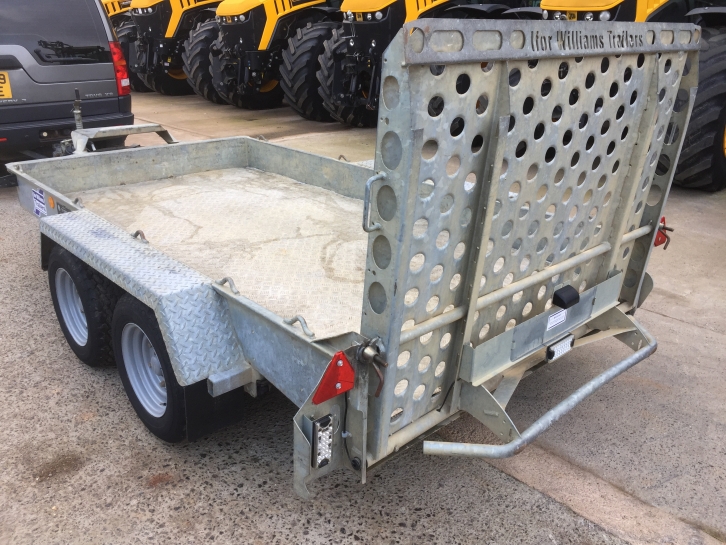Ifor Williams GH1054 plant trailer