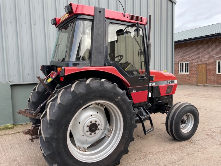 Case 4210 XL