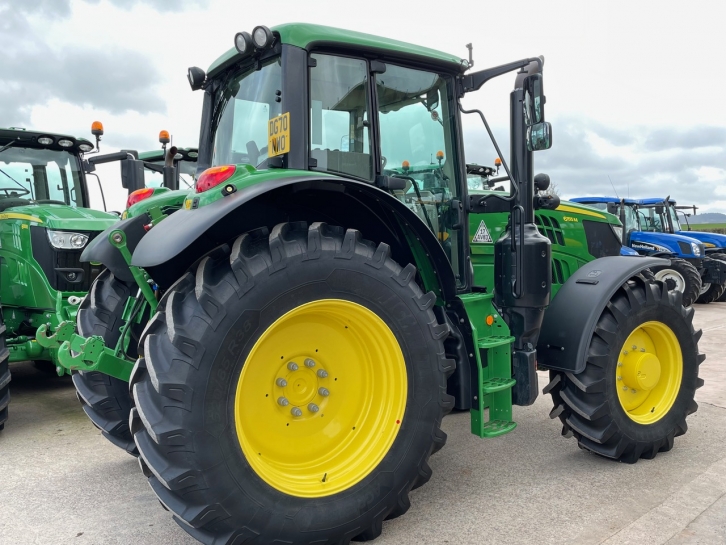John Deere 6155M