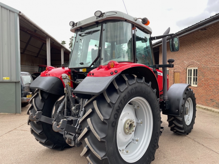 Massey Ferguson 5480