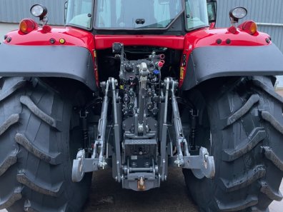 Massey Ferguson 6715S