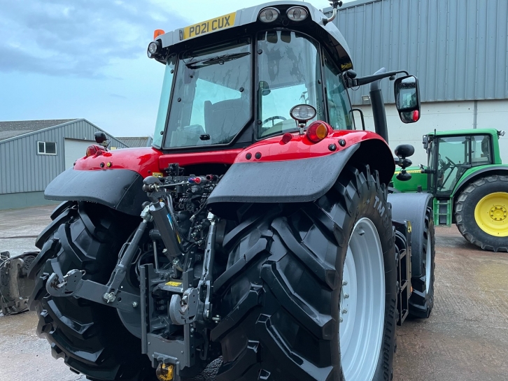 Massey Ferguson 7719S Exclusive