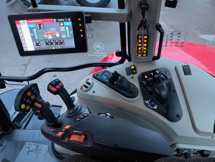 Massey Ferguson 7719S Exclusive