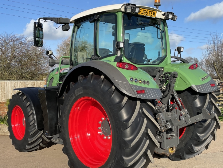 Fendt 724 Profi-Plus
