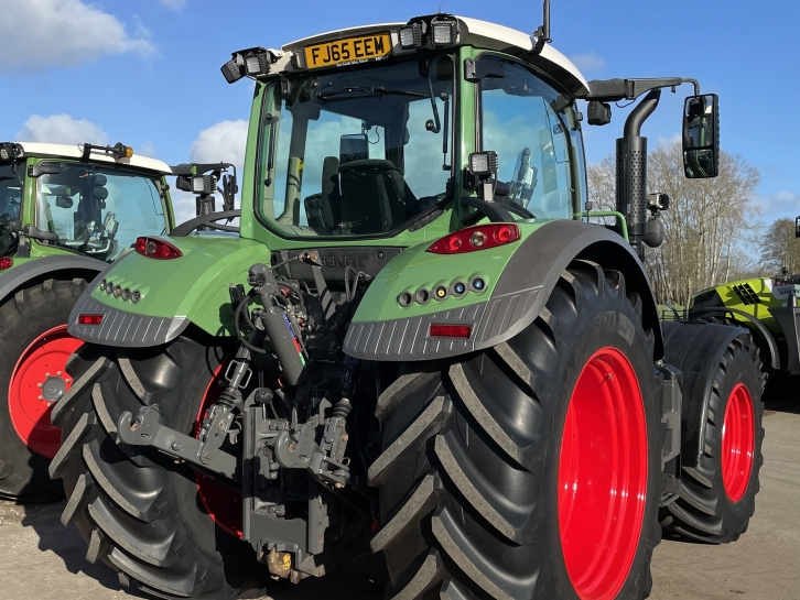 Fendt 724 Profi-Plus