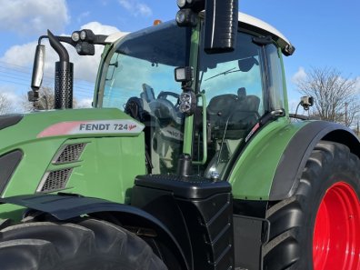Fendt 724 Profi-Plus