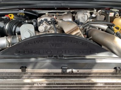 Ford F-250 pickup 6.4 V8 turbo diesel