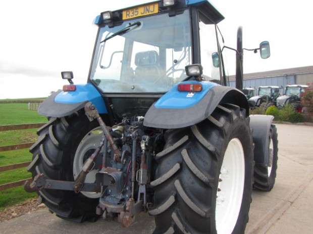 New Holland 8360