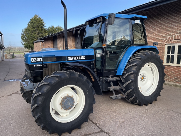 New Holland 8340 SLE