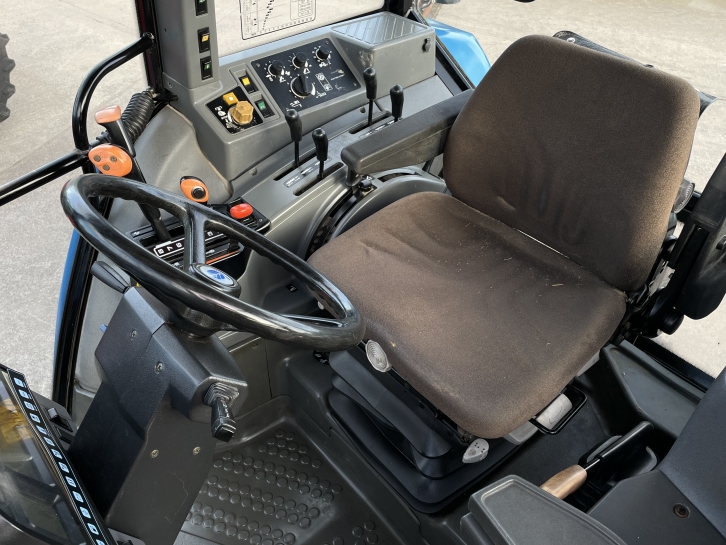 New Holland 8340 SLE