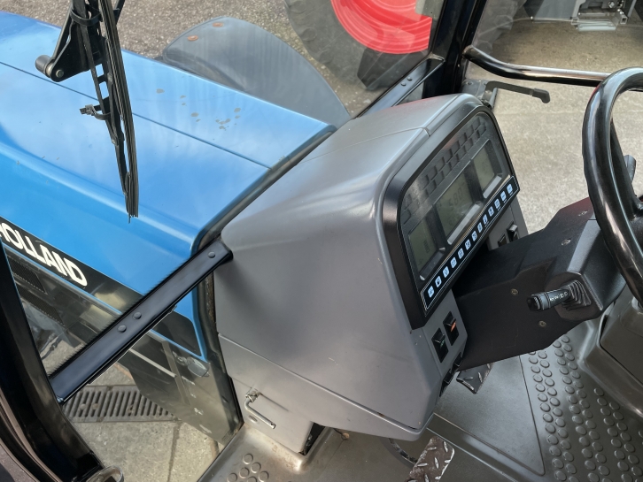 New Holland 8340 SLE
