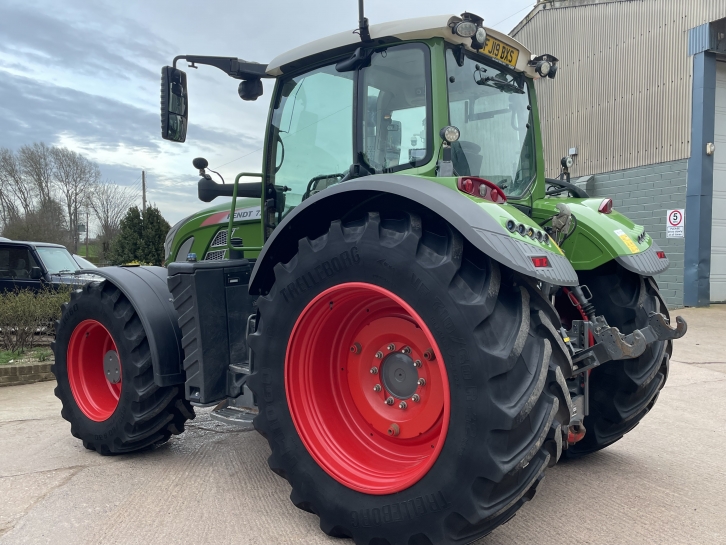 Fendt 724 Profi-Plus