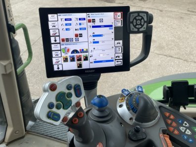 Fendt 724 Profi-Plus