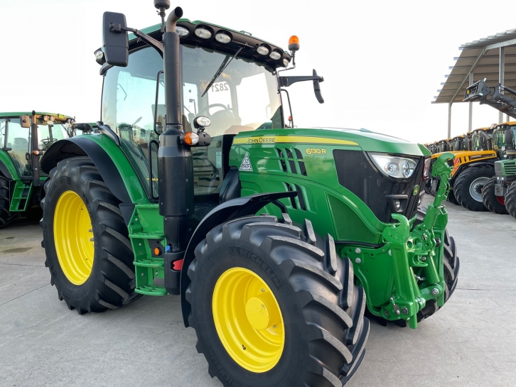John Deere 6130R