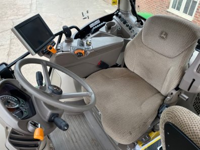 John Deere 6155R