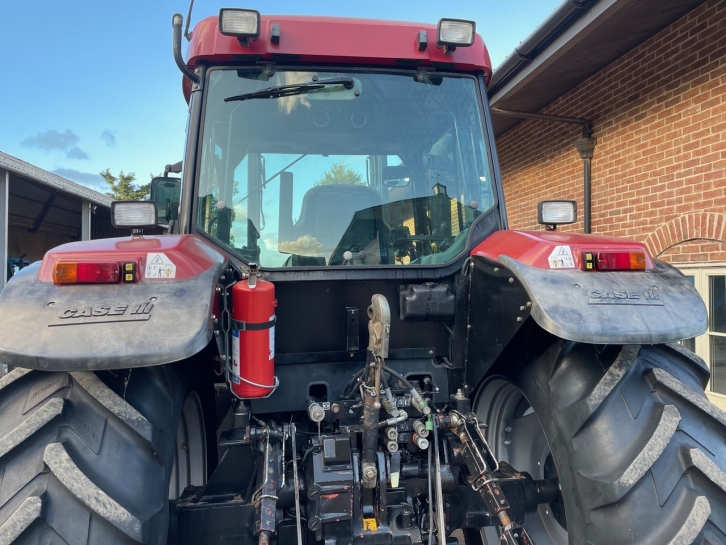 Case MX135