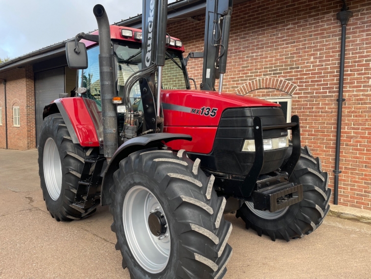 Case MX135