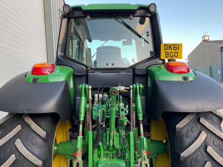 John Deere 6930 Standard