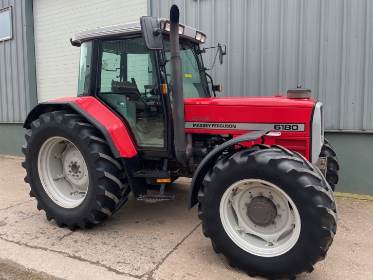Massey Ferguson 6180